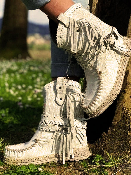 Roxys Galleries | Artisan Western-style boots