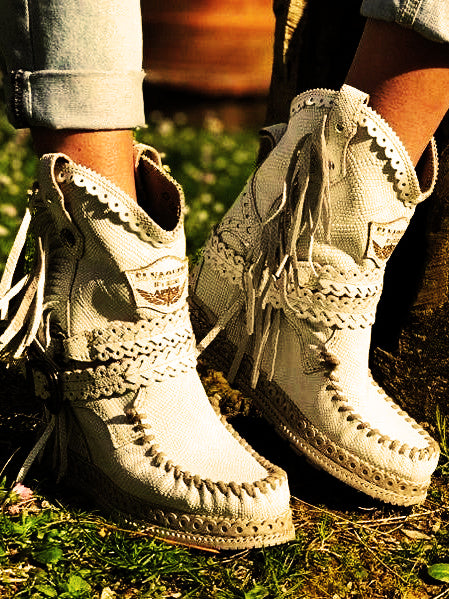 Roxys Galleries | Artisan Western-style boots